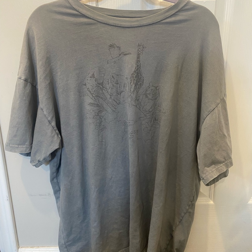 AMERICAN EAGLE Blue/Gray Graphic Women’s T-Shirt